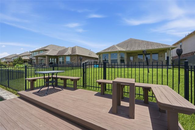 3747 Lake Bend Shore Drive, Spring, TX 77386