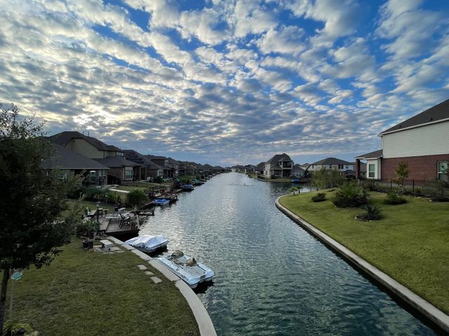 3747 Lake Bend Shore Drive, Spring, TX 77386