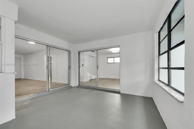 2311 NW 73rd Ave, Sunrise, FL 33313