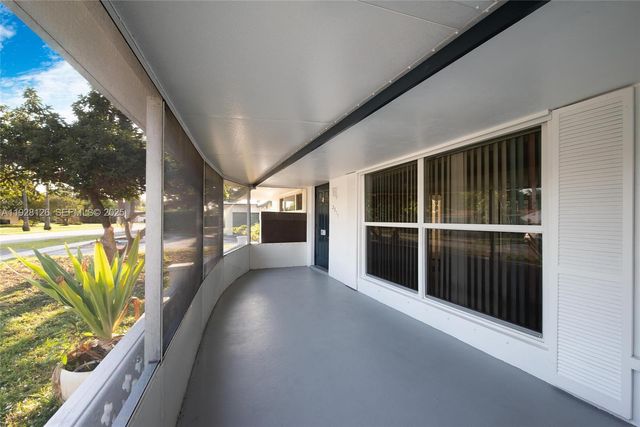 2311 NW 73rd Ave, Sunrise, FL 33313