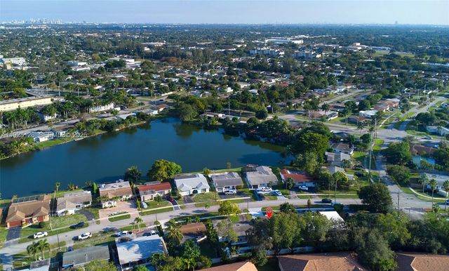 2311 NW 73rd Ave, Sunrise, FL 33313