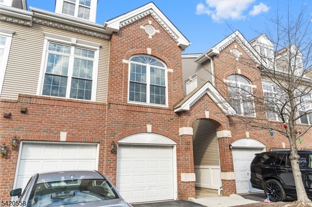 111 Riverwalk Way, Clifton City, NJ 07014