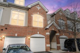 111 Riverwalk Way, Clifton City, NJ 07014