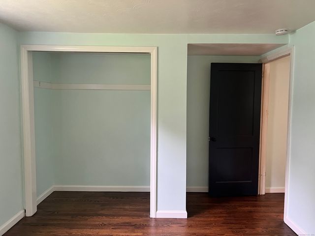 16 Crestwood Road, Coventry, CT 06238