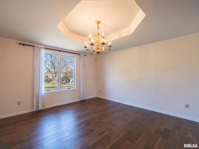 6410 N TAMMARACK Lane, Peoria, IL 61615