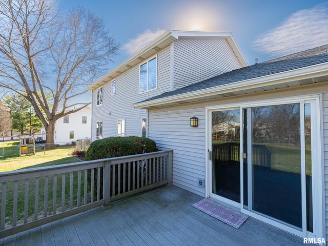 6410 N TAMMARACK Lane, Peoria, IL 61615