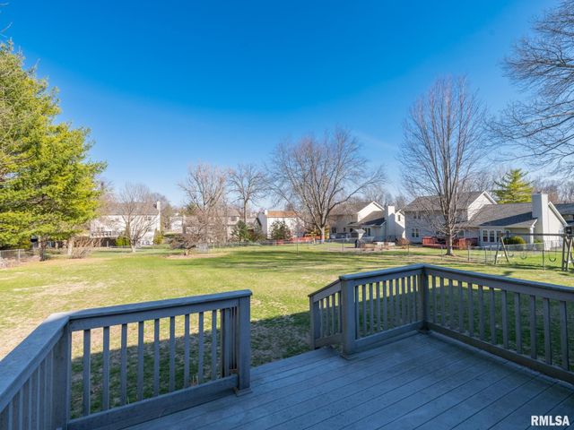 6410 N TAMMARACK Lane, Peoria, IL 61615