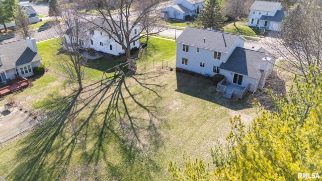 6410 N TAMMARACK Lane, Peoria, IL 61615