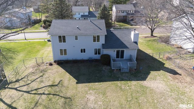 6410 N TAMMARACK Lane, Peoria, IL 61615