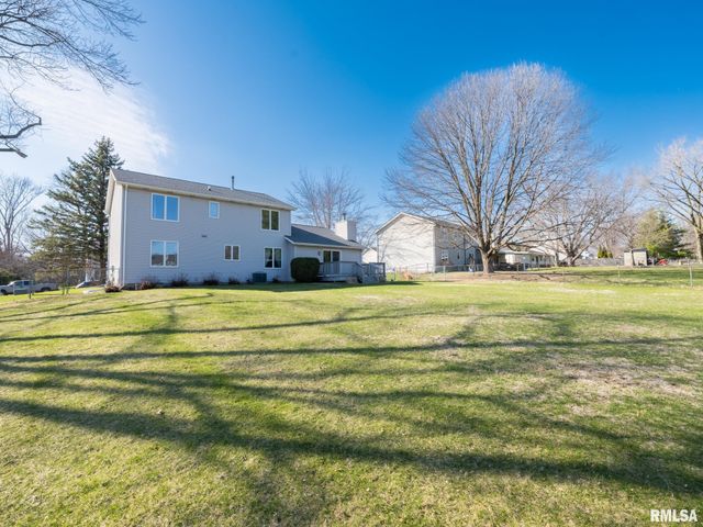 6410 N TAMMARACK Lane, Peoria, IL 61615