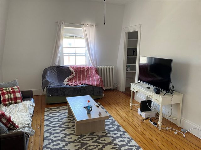 10 Clarke Street, Newport, RI 02840