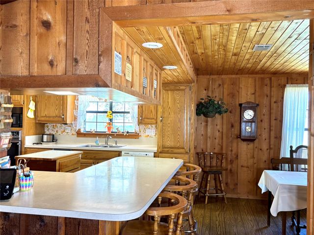 407 Brizendine RD, Liberty Hill, TX 78642