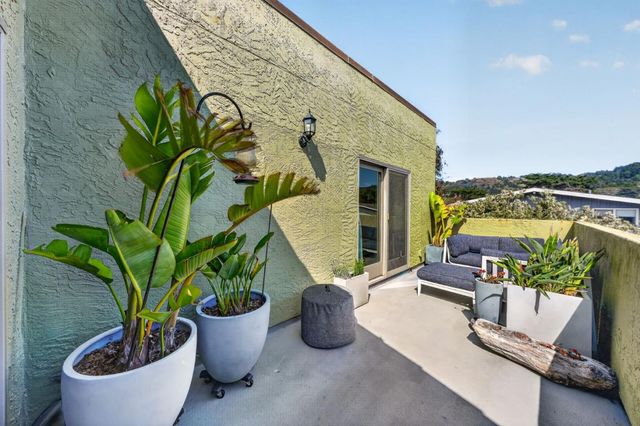 2355 Beach Boulevard 204, Pacifica, CA 94044