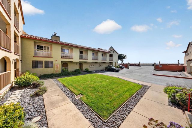 2355 Beach Boulevard 204, Pacifica, CA 94044