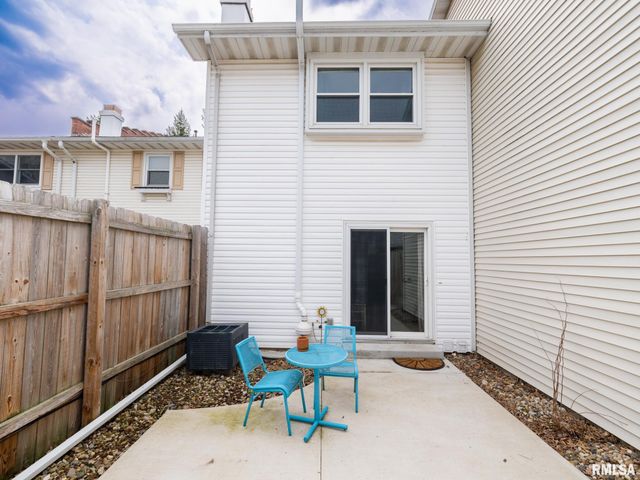 4410 W CATHY Circle, Peoria, IL 61615