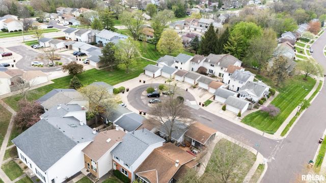4410 W CATHY Circle, Peoria, IL 61615