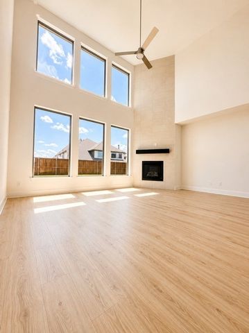 3142 Bexar, Rockwall, TX 75032