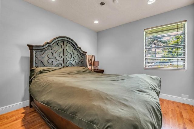 7461 NW 35th Street, Lauderhill, FL 33319