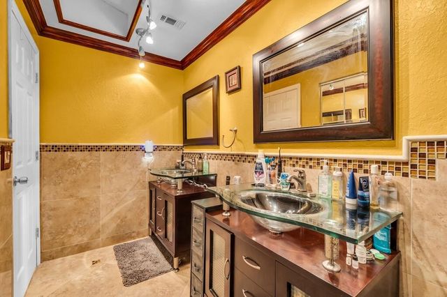 7461 NW 35th Street, Lauderhill, FL 33319