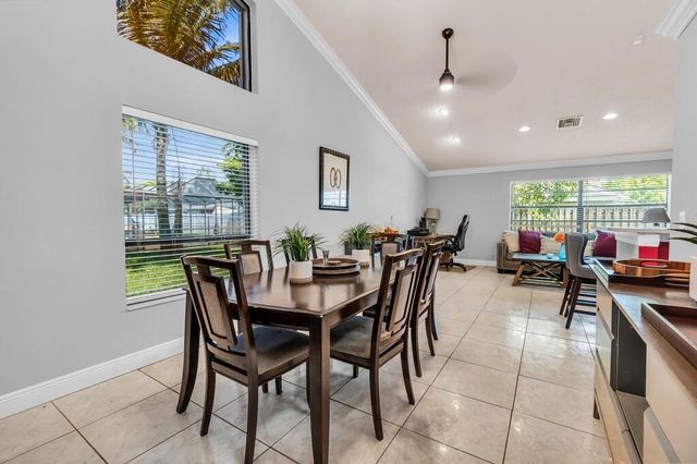 7461 NW 35th Street, Lauderhill, FL 33319