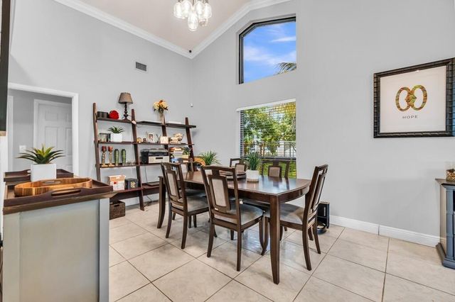 7461 NW 35th Street, Lauderhill, FL 33319
