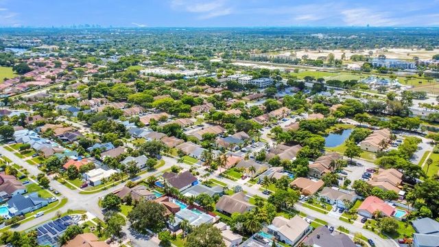 7461 NW 35th Street, Lauderhill, FL 33319