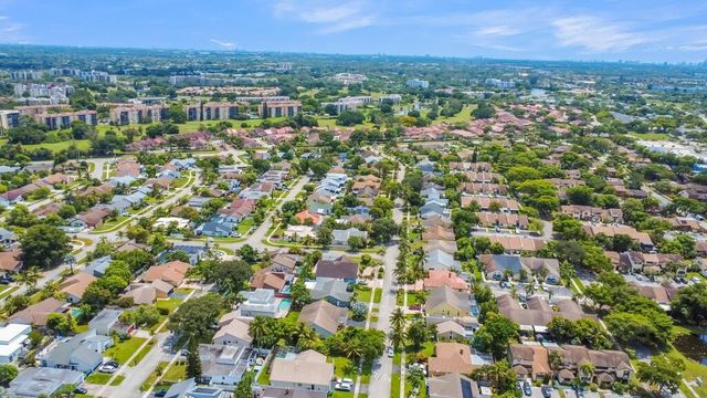 7461 NW 35th Street, Lauderhill, FL 33319