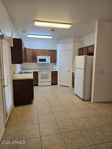 10324 W Grayback Drive, Arizona City, AZ 85123