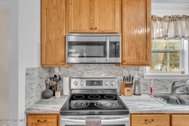 153 Porters Ridge Road, Jacksonville, NC 28540