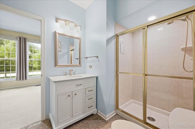 1002 Thoroughbred Circle, St. Charles, IL 60174