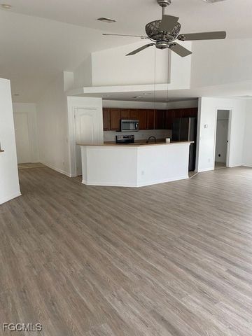 3519 NE 12th PL, Cape Coral, FL 33909