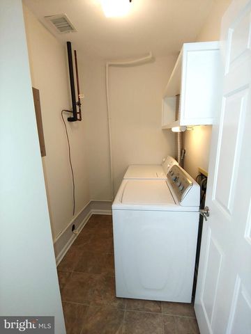 719 MONMOUTH AVE, Severna Park, MD 21146