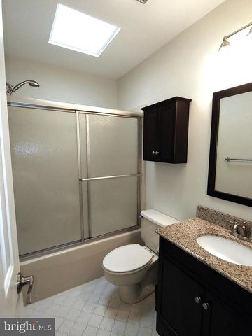 719 MONMOUTH AVE, Severna Park, MD 21146