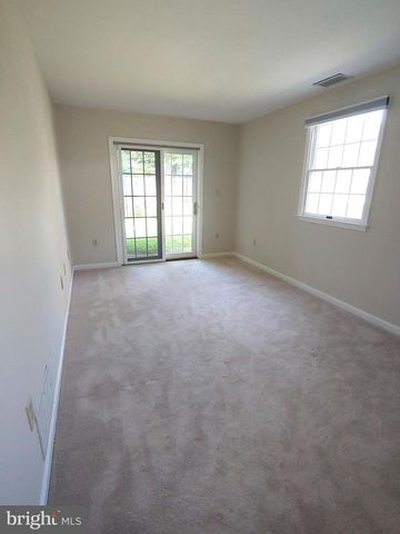 719 MONMOUTH AVE, Severna Park, MD 21146