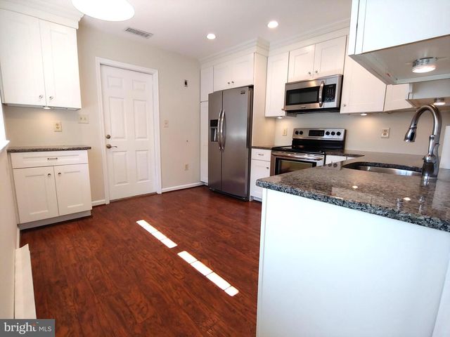 719 MONMOUTH AVE, Severna Park, MD 21146