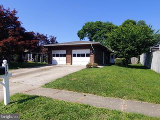 719 MONMOUTH AVE, Severna Park, MD 21146