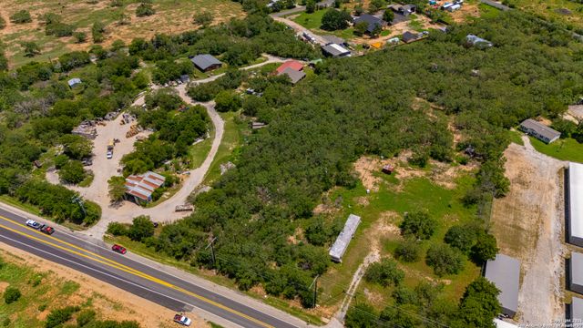 10690 FM 1346, Adkins, TX 78101