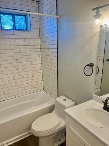 832 Brandon Ave Apt A2, Norfolk, VA 23517