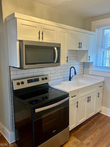 832 Brandon Ave Apt A2, Norfolk, VA 23517