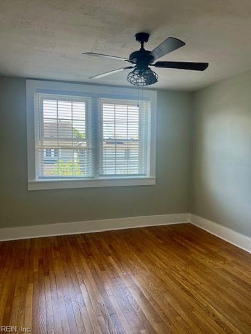 832 Brandon Ave Apt A2, Norfolk, VA 23517
