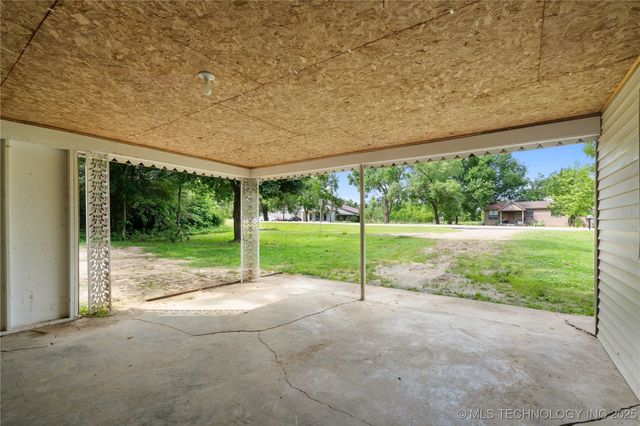 607 E Schley Street, Vian, OK 74962