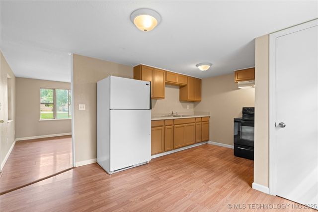 607 E Schley Street, Vian, OK 74962