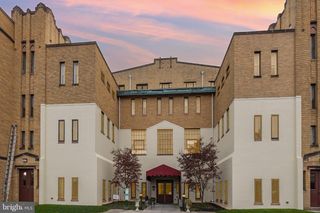 133 W LOCUST ST #107, Mechanicsburg, PA 17055