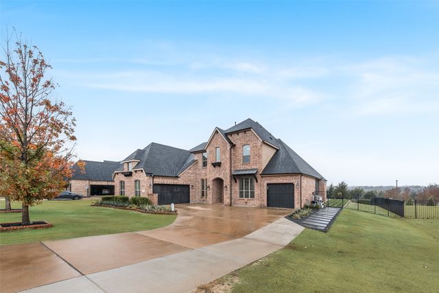 717 Calm Crest Drive, Rockwall, TX 75087