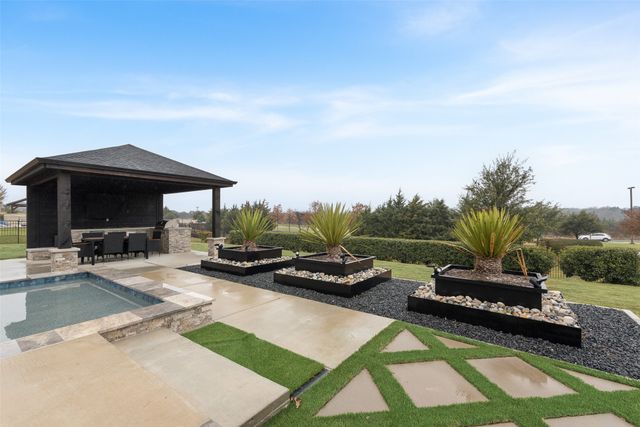 717 Calm Crest Drive, Rockwall, TX 75087