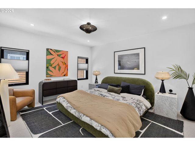 418 NORTHSHORE Rd, Lake Oswego, OR 97034