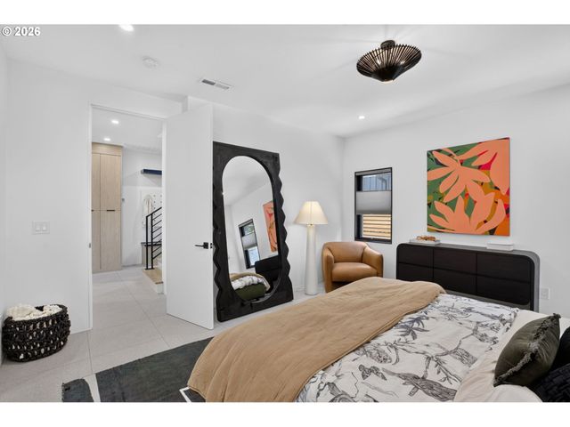 418 NORTHSHORE Rd, Lake Oswego, OR 97034