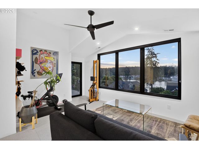 418 NORTHSHORE Rd, Lake Oswego, OR 97034