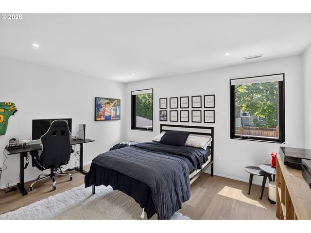 418 NORTHSHORE Rd, Lake Oswego, OR 97034