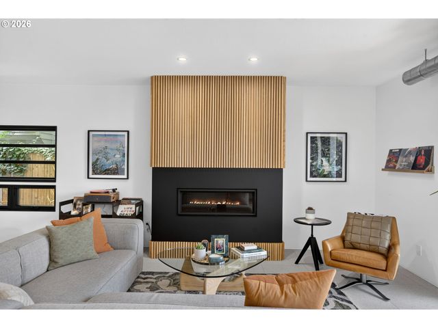418 NORTHSHORE Rd, Lake Oswego, OR 97034